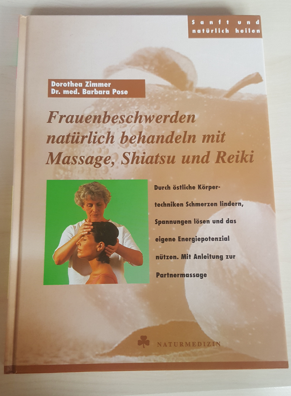 Frauenbeschwerden natürlich behandeln mit Massage, Shiatsu und Reiki